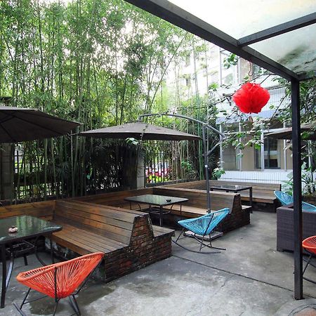 Guilin Wada Hostel Exterior photo