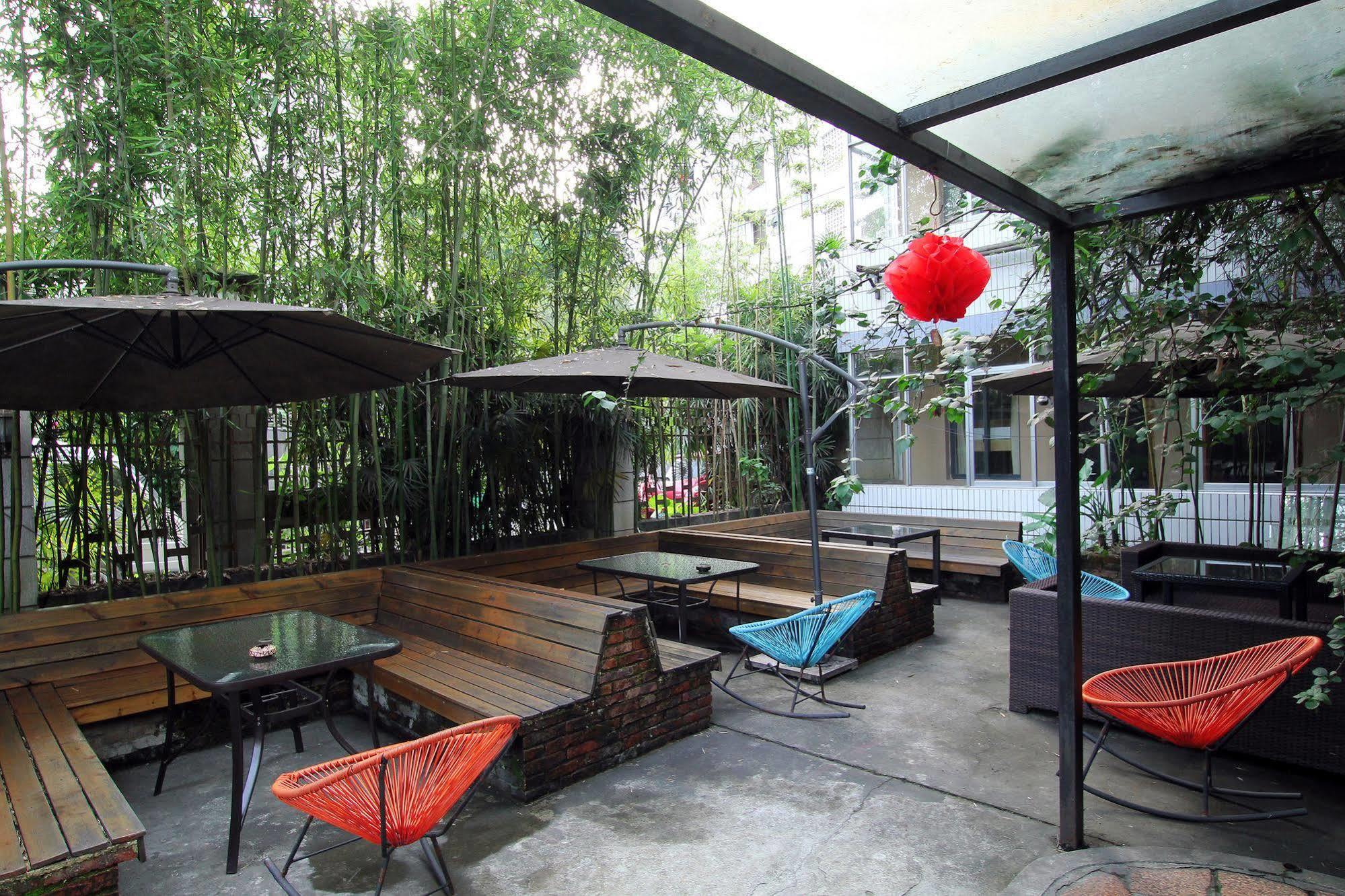 Guilin Wada Hostel Exterior photo
