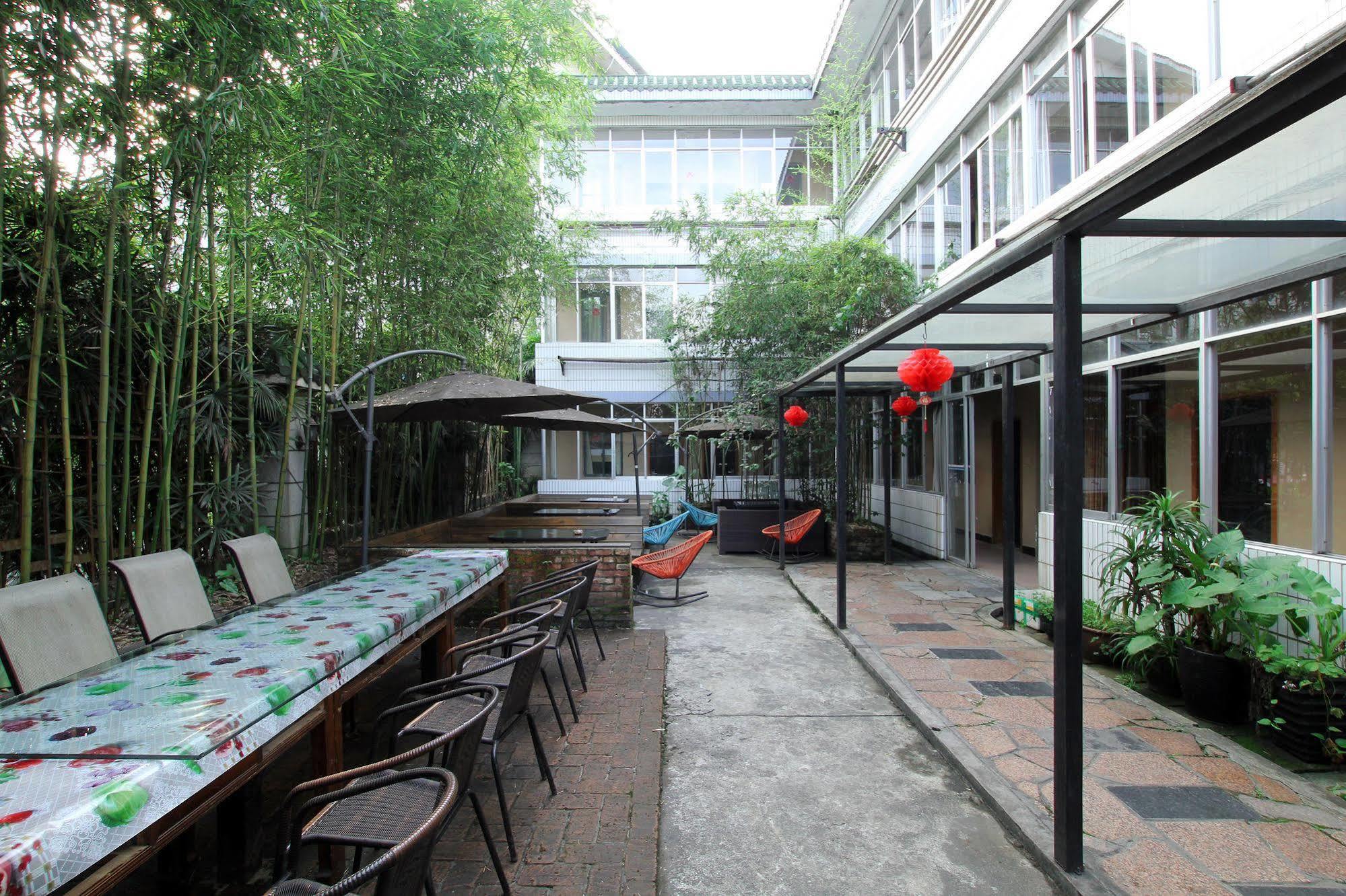 Guilin Wada Hostel Exterior photo