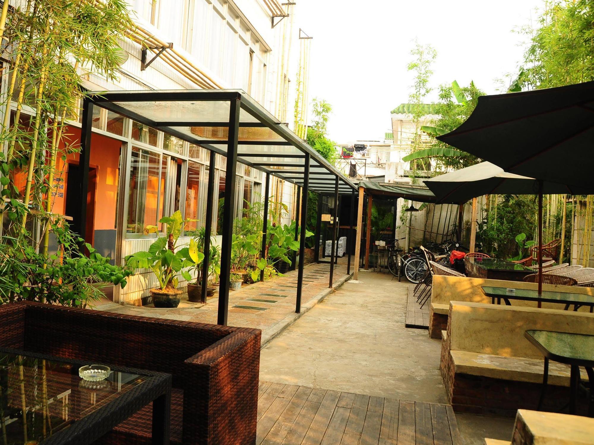 Guilin Wada Hostel Exterior photo